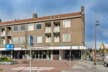 Winkelgebied IJmuiden, te huur is Lange Nieuwstraat 507: 120 m2 b.v.o. op A1 locatie, ook pop-up.